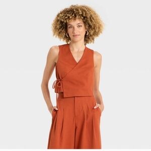 Women's Wrap Vest - Future Collective M